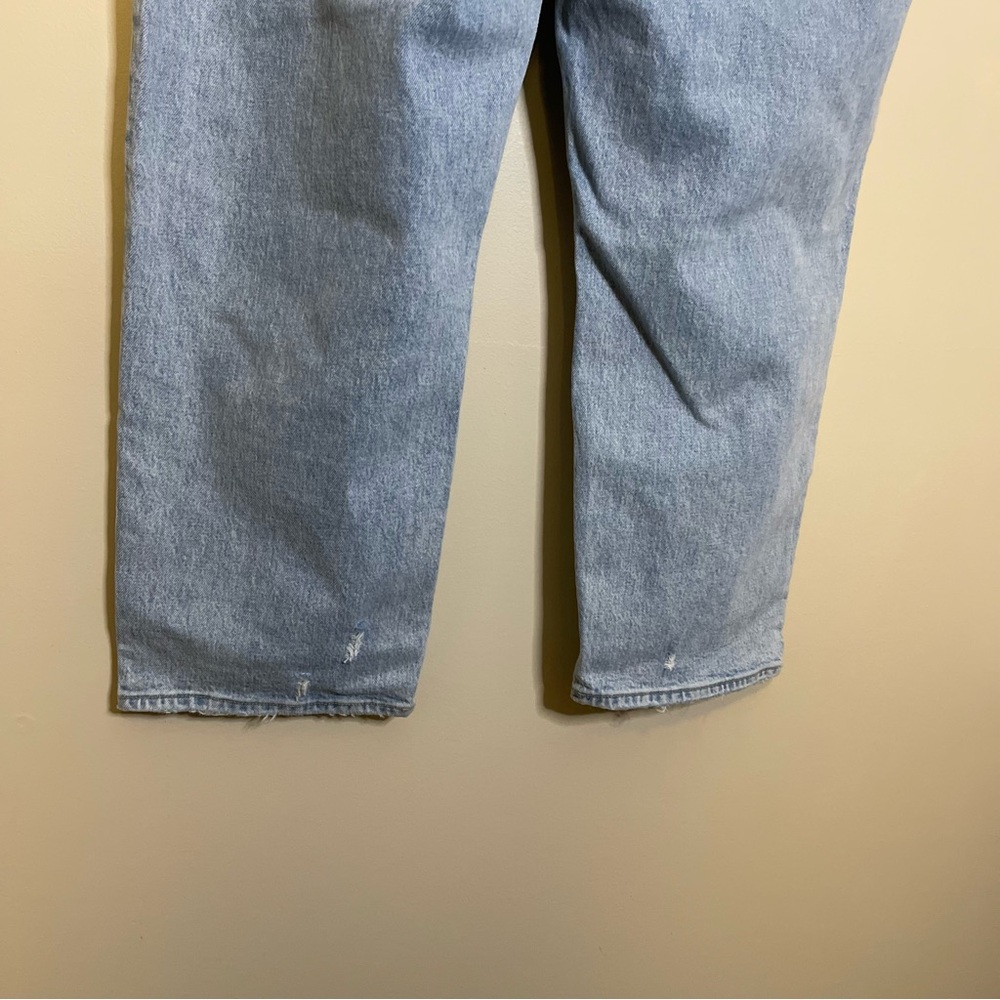 Abercrombie Ultra High Rise 90s Straight Jean NWT - Picture 5 of 9